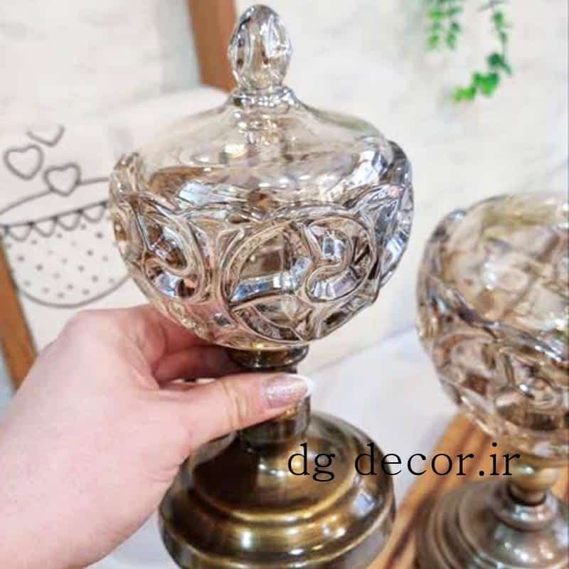 شکلات خوری پایه دار برنزی وارداتی در دو سایز — تصویر ۴