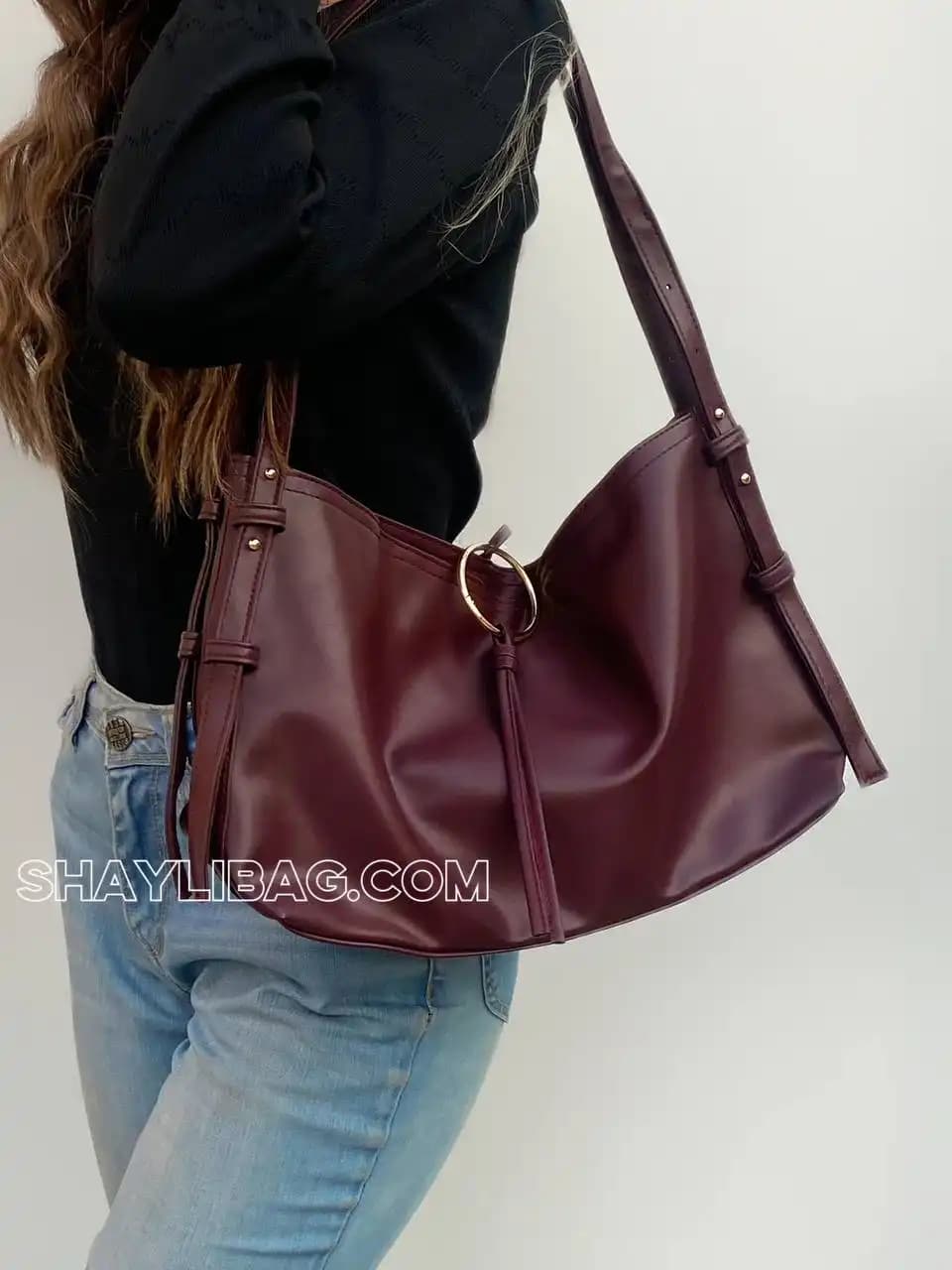 کیف دوشی زنانه مدل آوینا