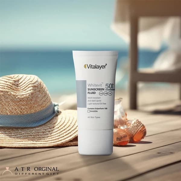 فلوئید ضدآفتاب بی‌رنگ ویتالیر SPF50 مدل Whitevit — تصویر ۴