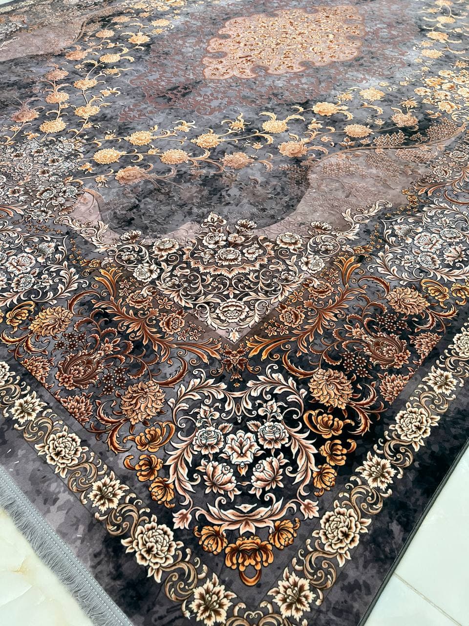 فرش طرح دستباف کد 401412 خاکستری 1200 شانه — تصویر ۵