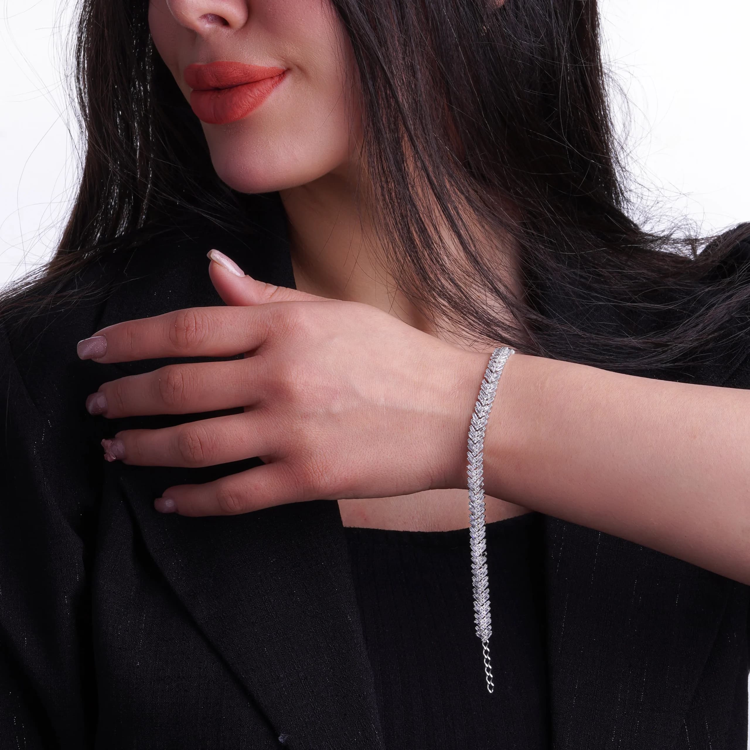 دستبند نقره زنانه نگین‌دار مجلسی شمیم سیلور101501 — تصویر ۲