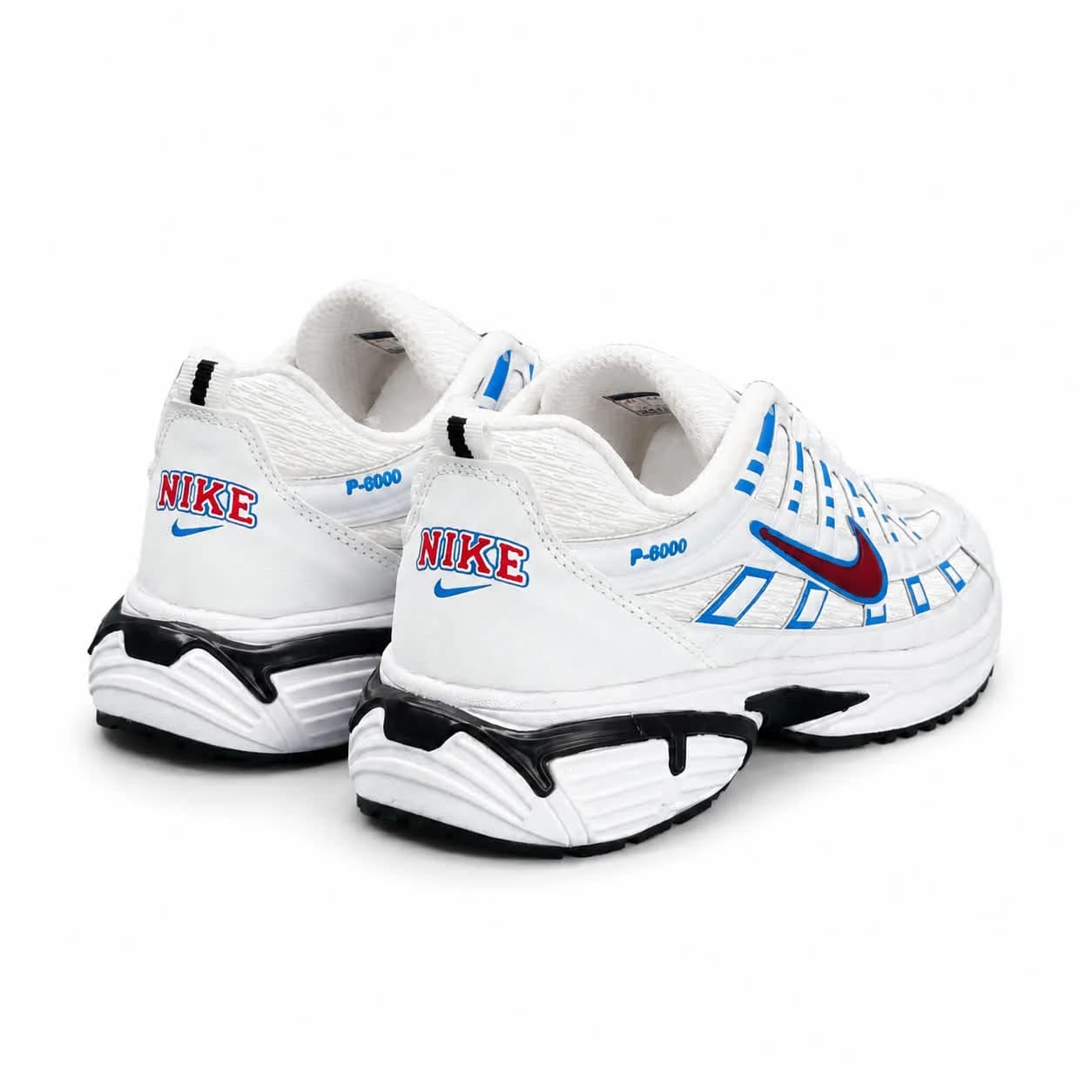 کتونی مردانه مدل رانینگ نایک P6000 سفید آبی قرمز NIKE — تصویر ۳