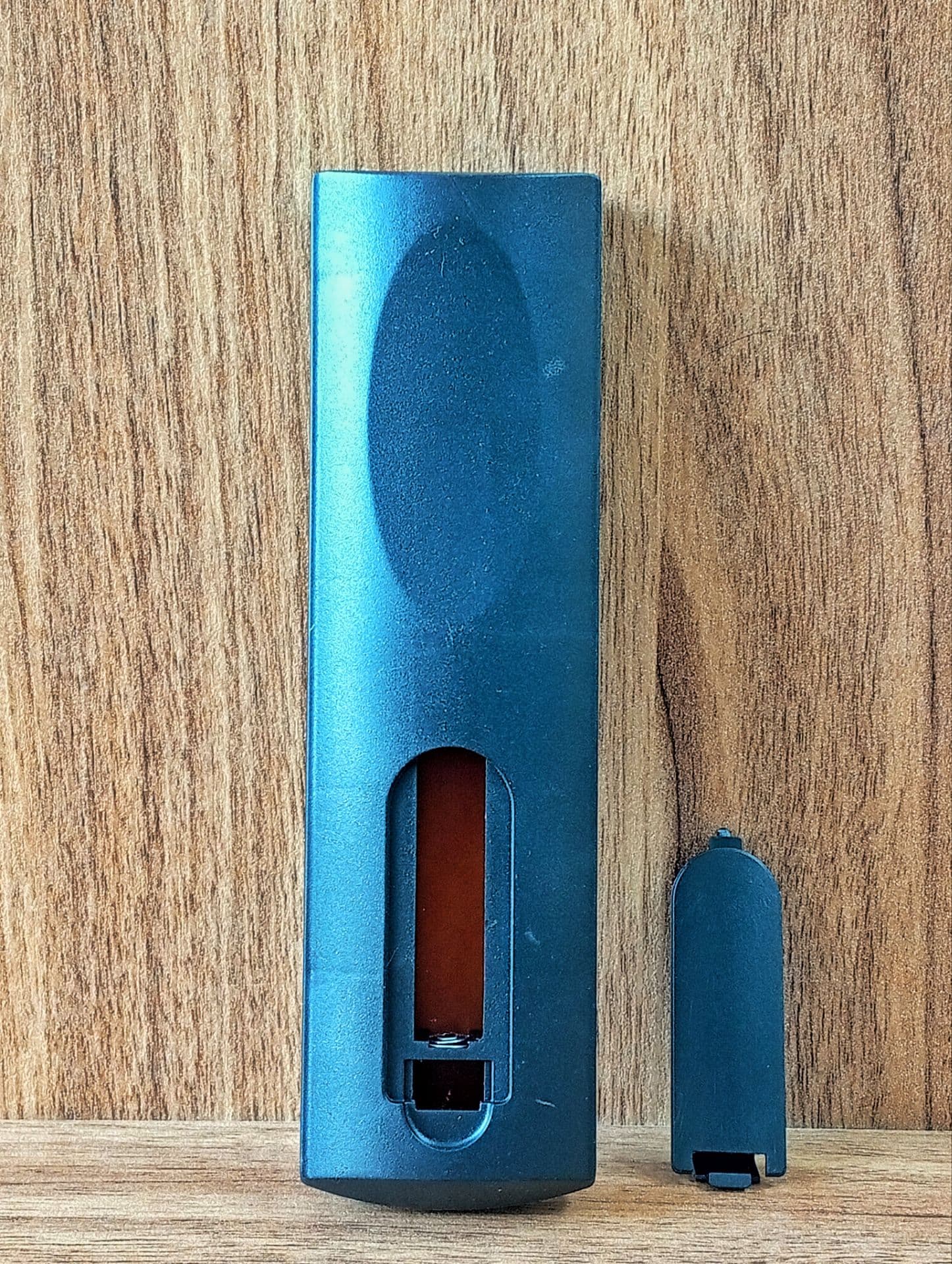 کنترل تلویزیون ایکس ویژن مدل IE-R1251. — تصویر ۲
