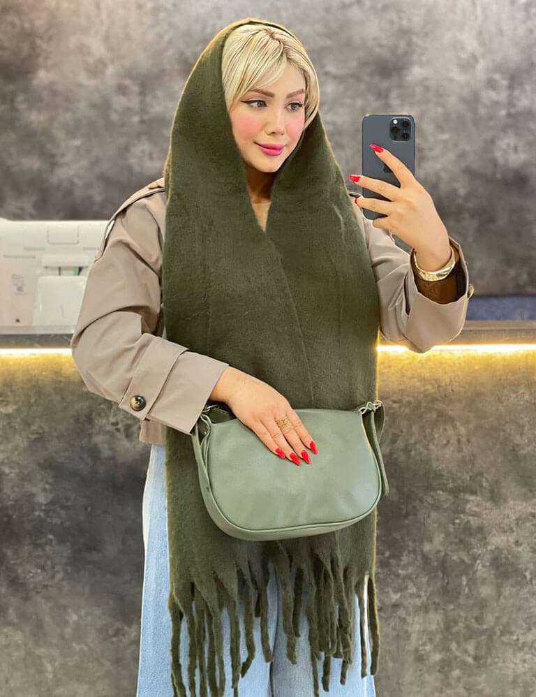 بیگ اسکارف پرنیان کد : L363 — تصویر ۶