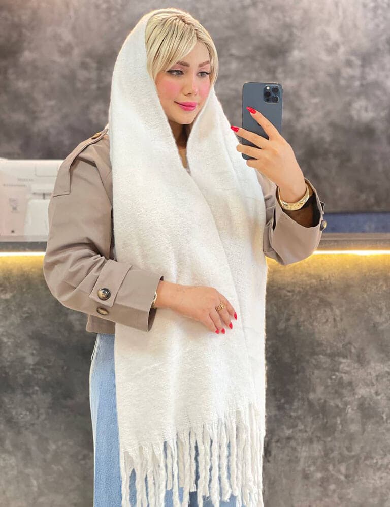 بیگ اسکارف پرنیان کد : L363 — تصویر ۳