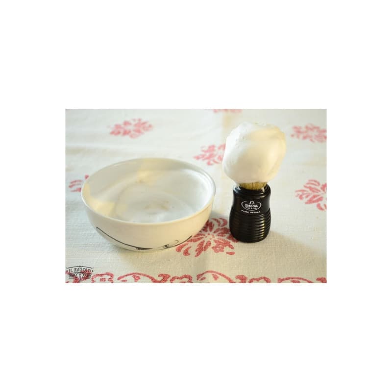 سورندی اومگا 10810 | برس ریش اصلاح طبیعی | موی طبیعی ایتالیایی | دسته پلاستیکی | نرم و لطیف | مناسب کف صابون ریش | لوازم اصلاح مردانه | فرچه حرفه‌ای آرایشگاه — تصویر ۷