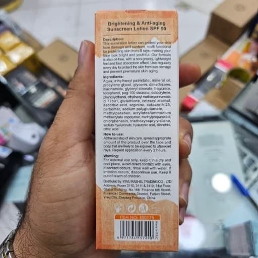 لوسیون ضد آفتاب نارنجی استلین اورجینال 50 درصد حجم 75 گرمی فاقد چربی ضد چروک و روشن کننده حاوی نیاسینامید و گلوتاتیون — تصویر ۲