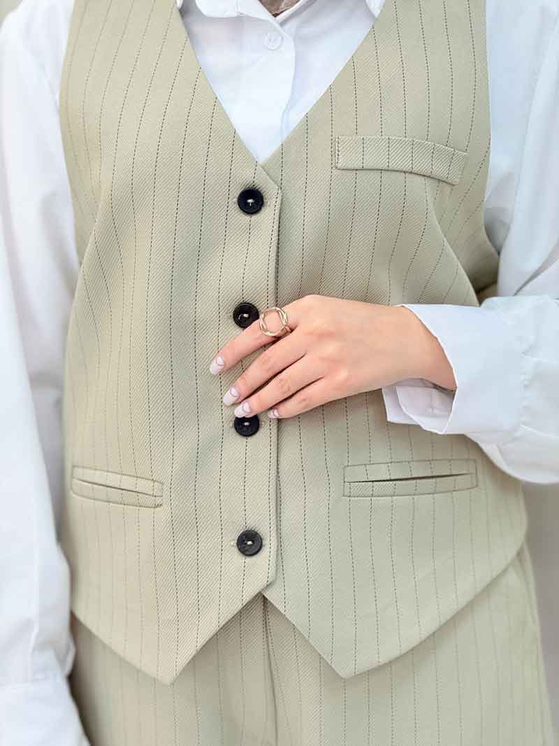 ست دو تکه جلیقه و شلوار راه راه کد 6239 — تصویر ۷