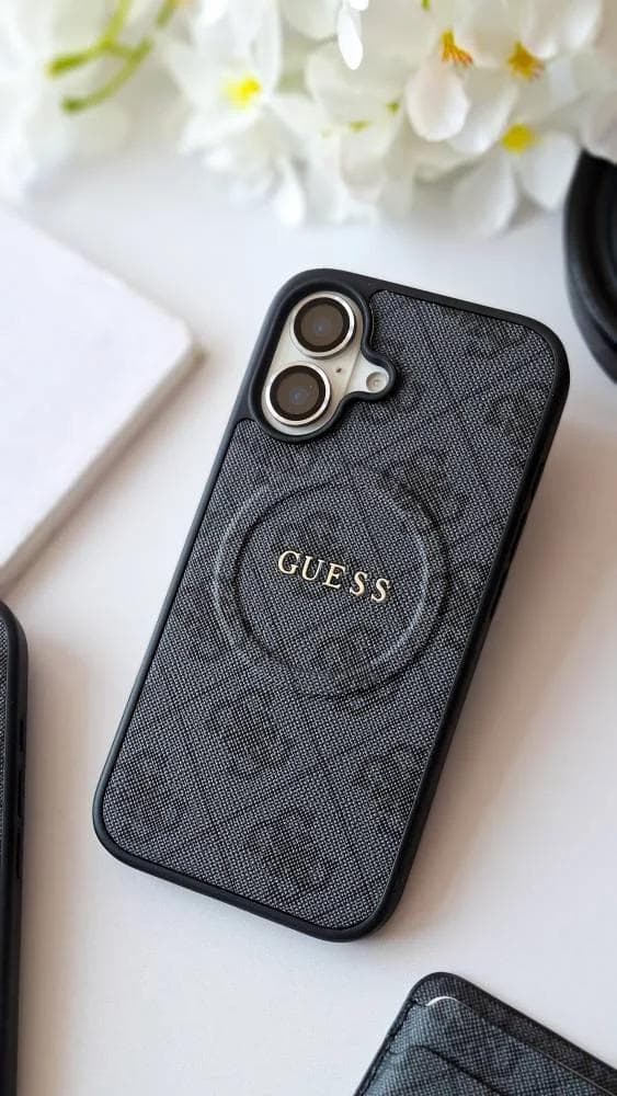 قاب GUESS طرح مونوگرام گوشی آیفون 13 پرومکس — تصویر ۵