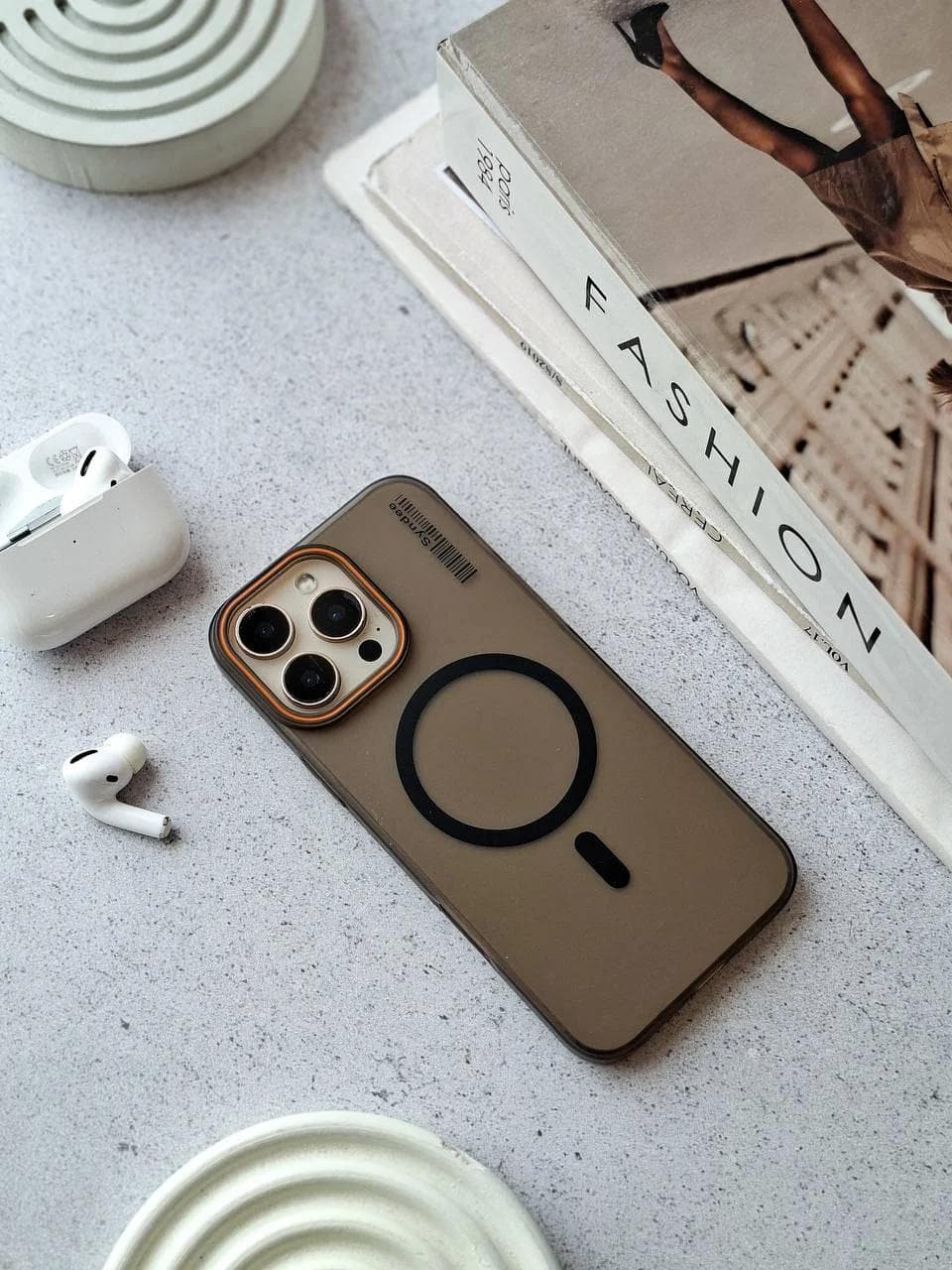 قاب Syndee طرح بارکد گوشی آیفون 13 پرو — تصویر ۳