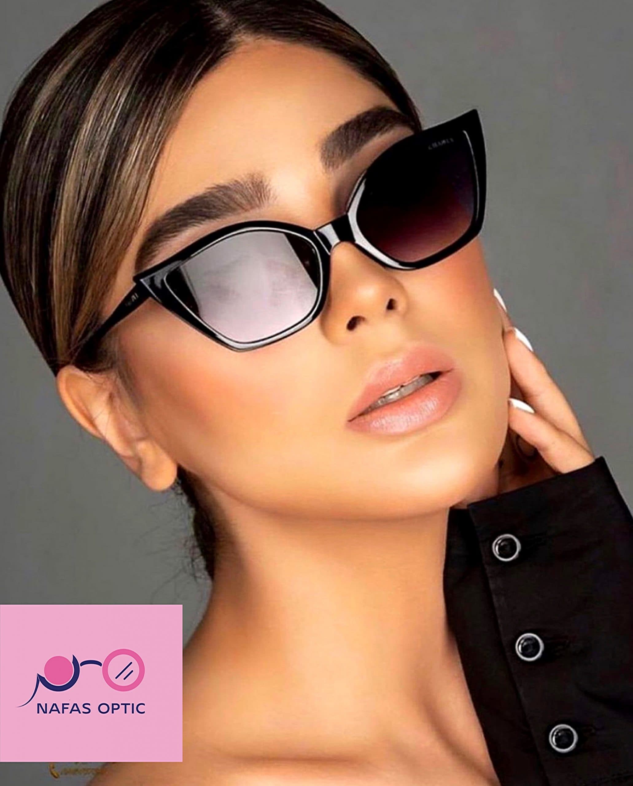 عینک آفتابی زنانه برند شنل — تصویر ۷