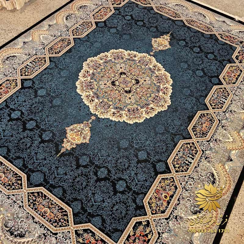 فرش طرح هالیدی سرمه ای 700 شانه — تصویر ۴