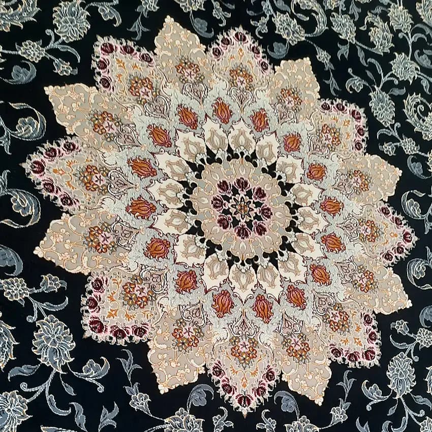 فرش سرمه ای 700 شانه طرح آماندا — تصویر ۶