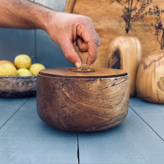 ظرف دربدار گردو کد 985