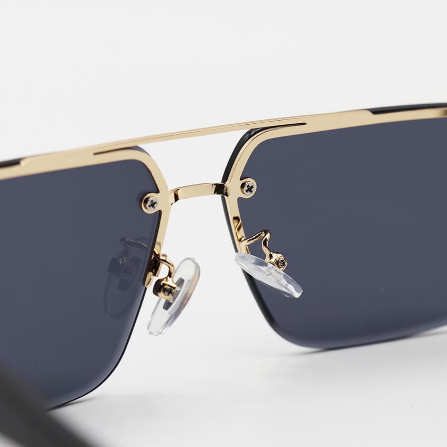عینک آفتابی PRADA مستطیلی با فریم مخفی، دسته مشکی رنگ و لنز دودی تیره مدل WH4054 — تصویر ۷