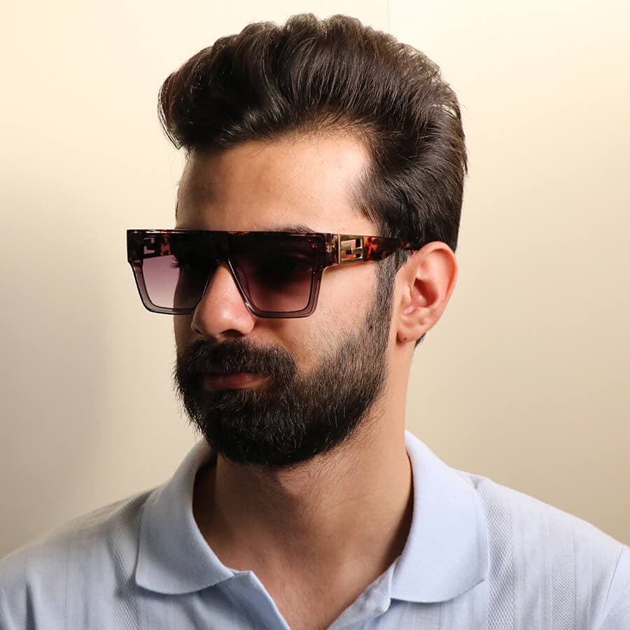 عینک آفتابی با عدسی قهوه ای سایه روشن و فریم قهوه ای برند فندی مدل 928 — تصویر ۲