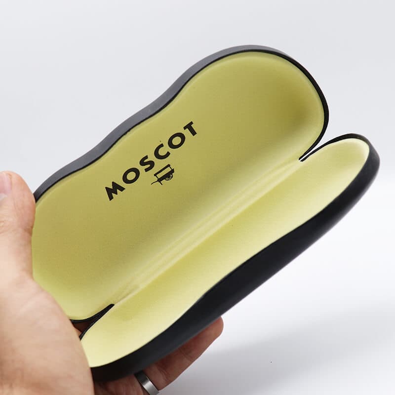 پک اورجینال عینک برند موسکات (MOSCOT) با تمام تجهیزات مدل 992439 — تصویر ۳