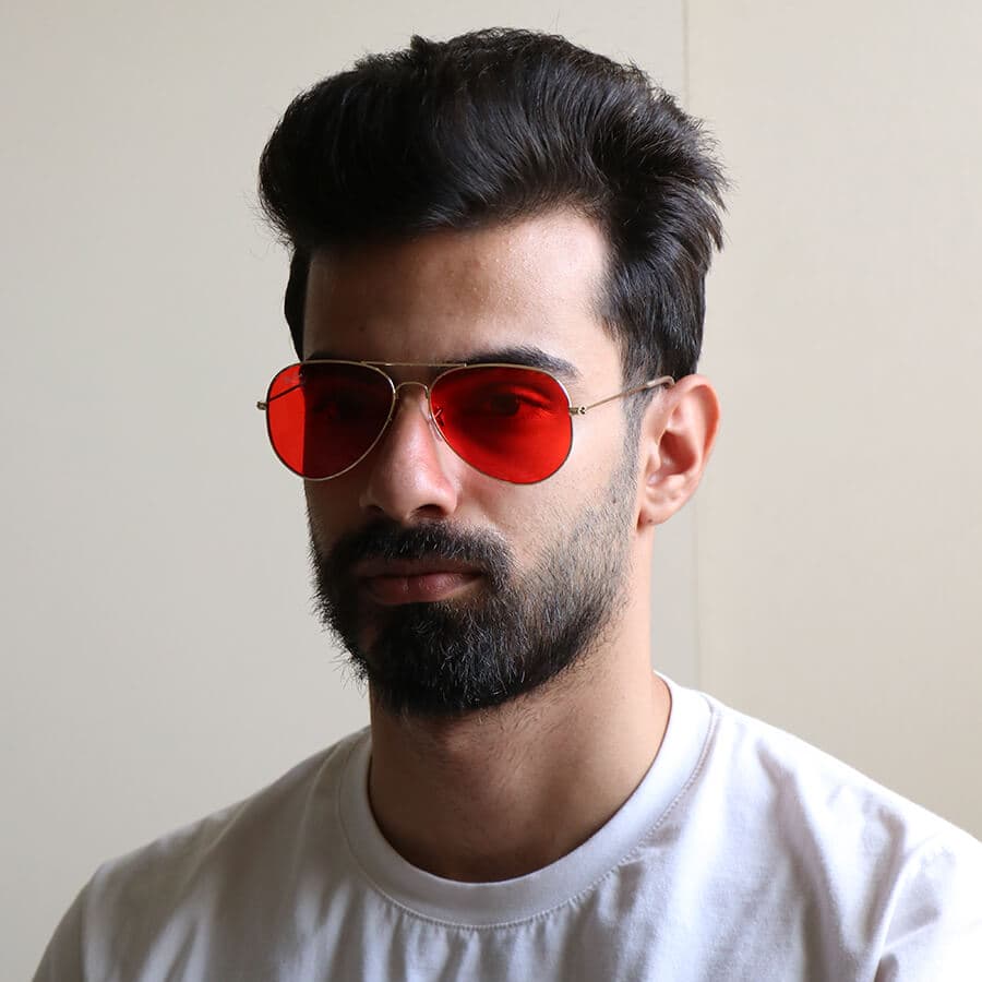 عینک دید در شب ریبن با فریم طلایی رنگ، شکل خلبانی و هوانوردی و لنز صورتی رنگ مدل – کوچک مدل RB3025 — تصویر ۲