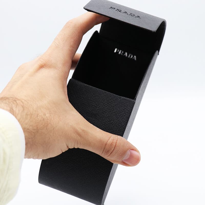 پک اورجینال عینک برند پرادا (PRADA) با رنگ مشکی و تمام تجهیزات مدل 992448 — تصویر ۳