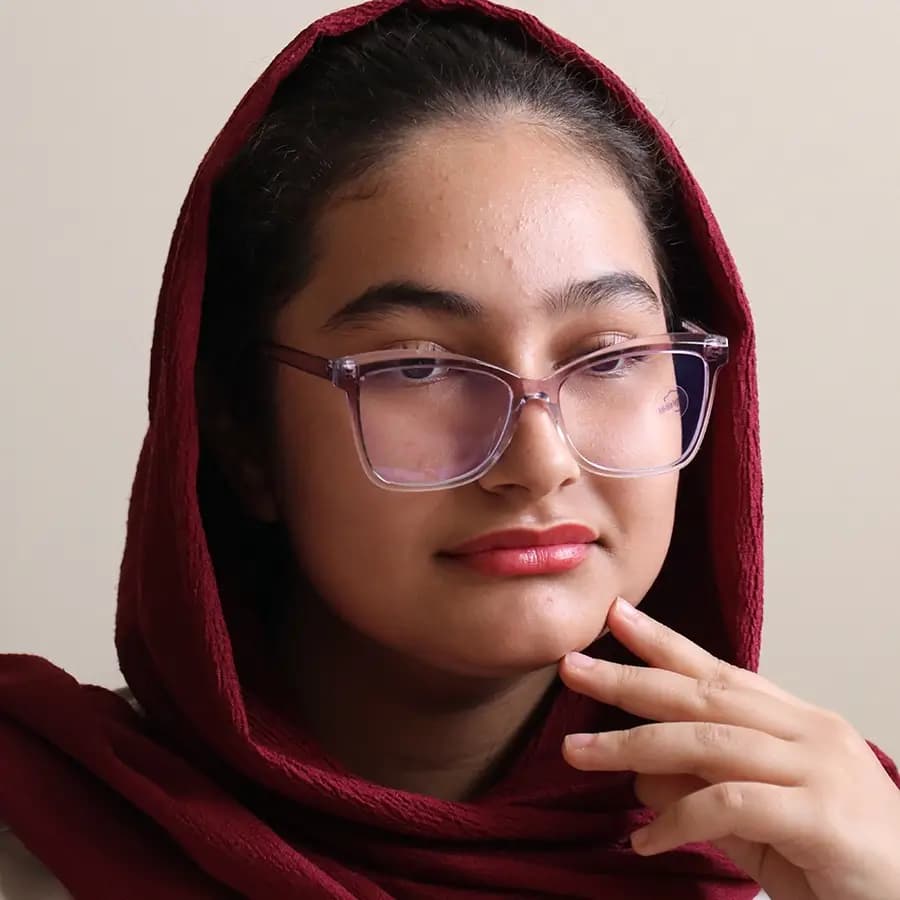 عینک زنانه با فریم طوسی رنگ، شکل بال پروانهای، از جنس کائوچو و لنز بلوکات مدل 203103 — تصویر ۲