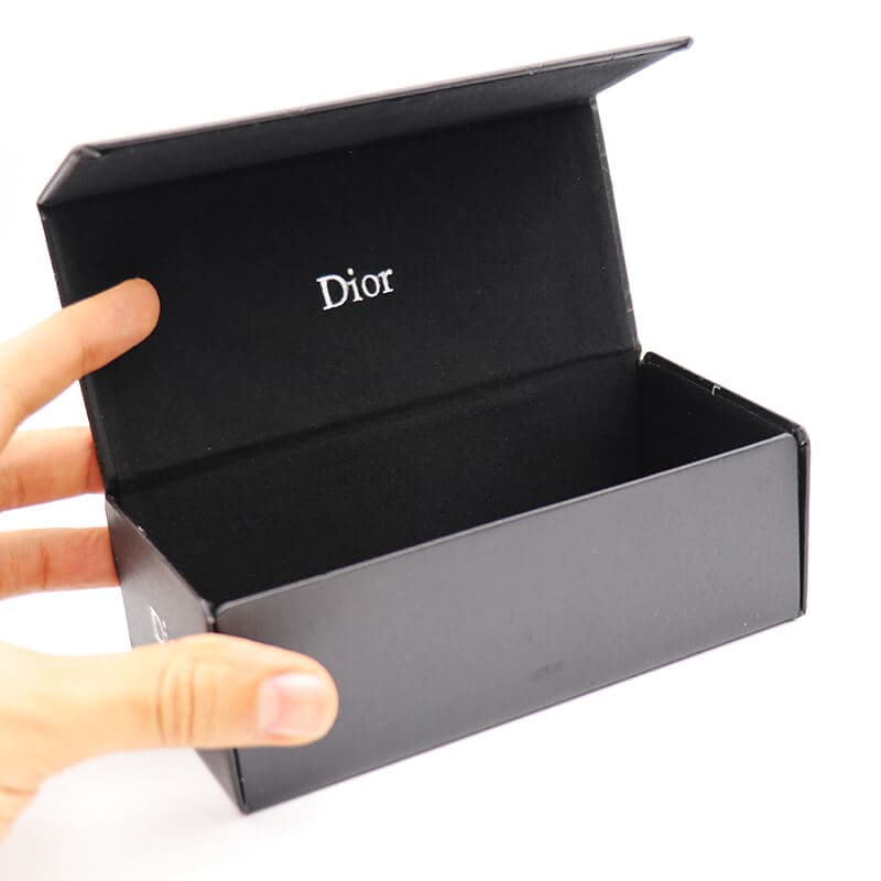 پک اورجینال عینک برند دیور DIOR مشکی رنگ و با تمام تجهیزات مدل 992450 — تصویر ۳