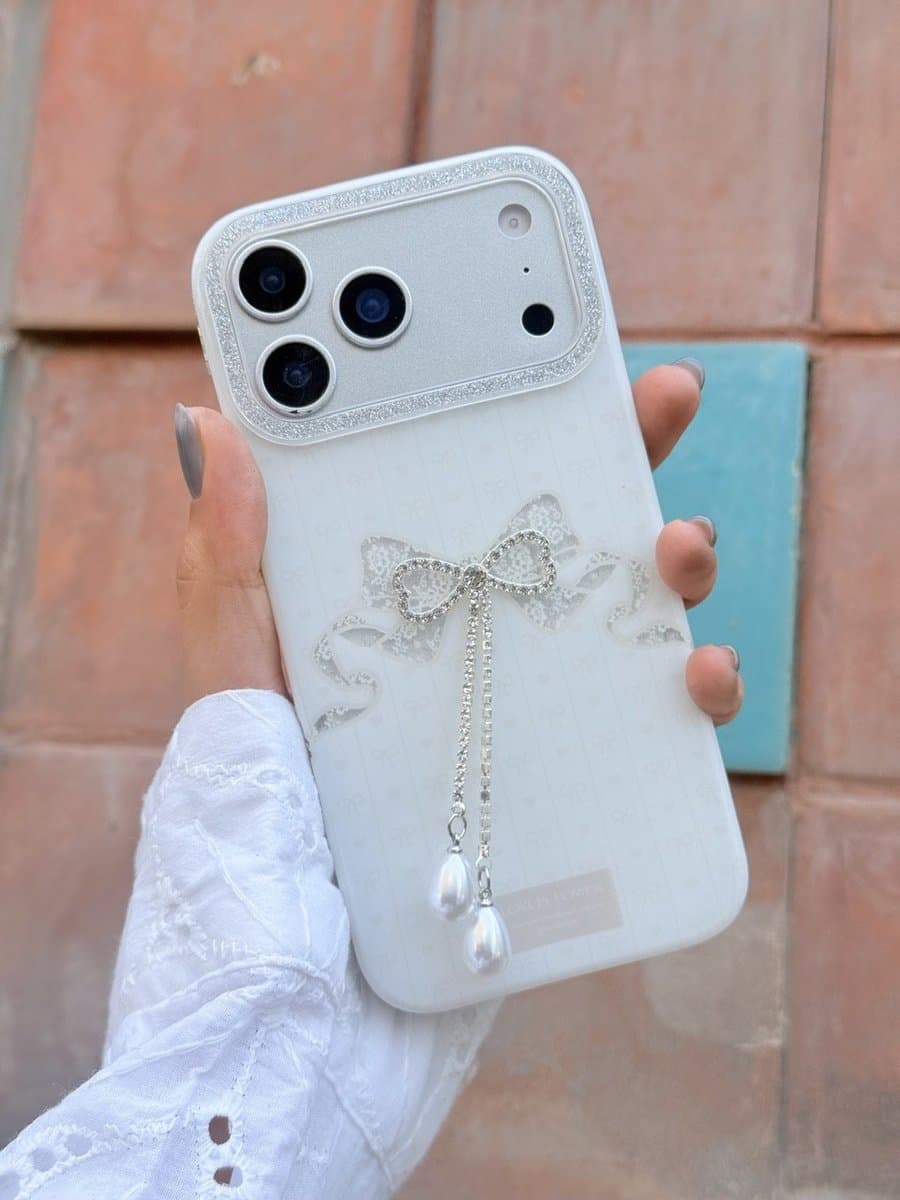 قاب پاپیون دور لنز نگین/شاین Lovely Power آیفون (کدC2262) مناسب برای iPhone 16Pro