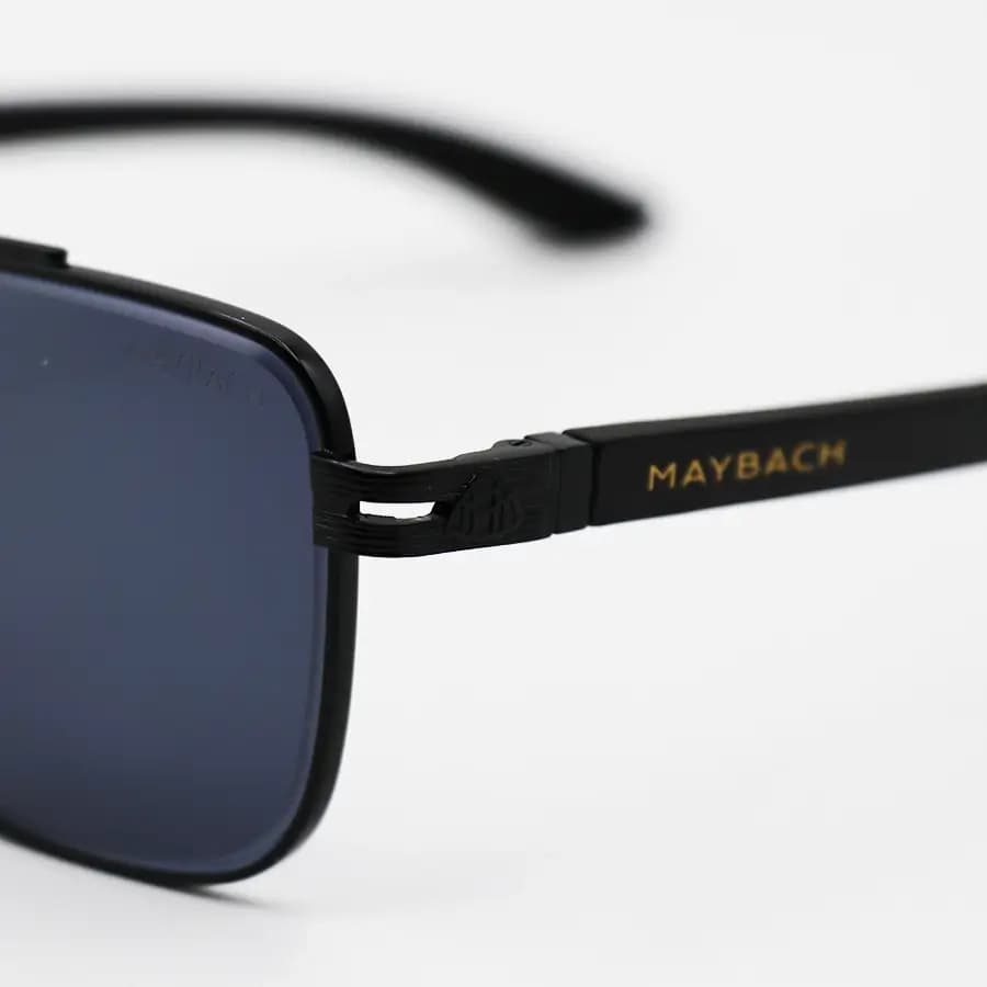 عینک آفتابی لاکچری Maybach با فریم مشکی رنگ، مربعی شکل، دسته چوبی و لنز دودی تیره مدل 23186 — تصویر ۶