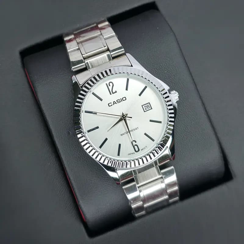 ساعت مردانه کاسیو مدل CASIO-MTP-1183 – بند نقره ای صفحه نقره ای — تصویر ۵