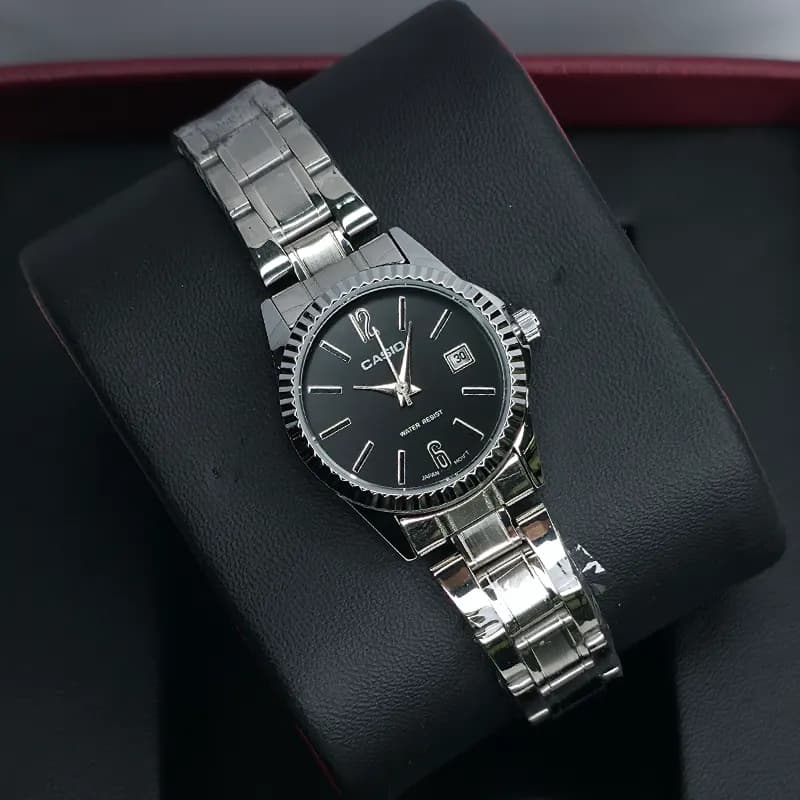 ساعت زنانه کاسیو مدل CASIO-MTP-1183 – بند نقره ای صفحه مشکی — تصویر ۴