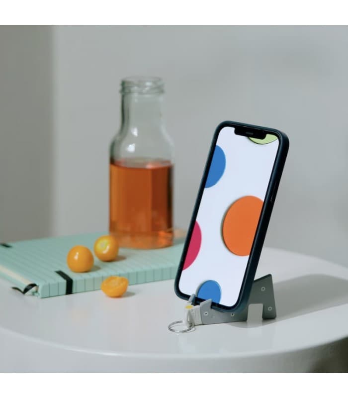 دسته کلید و هلدر موبایل آیکیا، مدل YUPPIENALLE، خاکستری — تصویر ۴