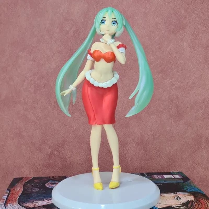 فیگور هاتسونه میکو رقاص قرمز (Hatsune Miku)