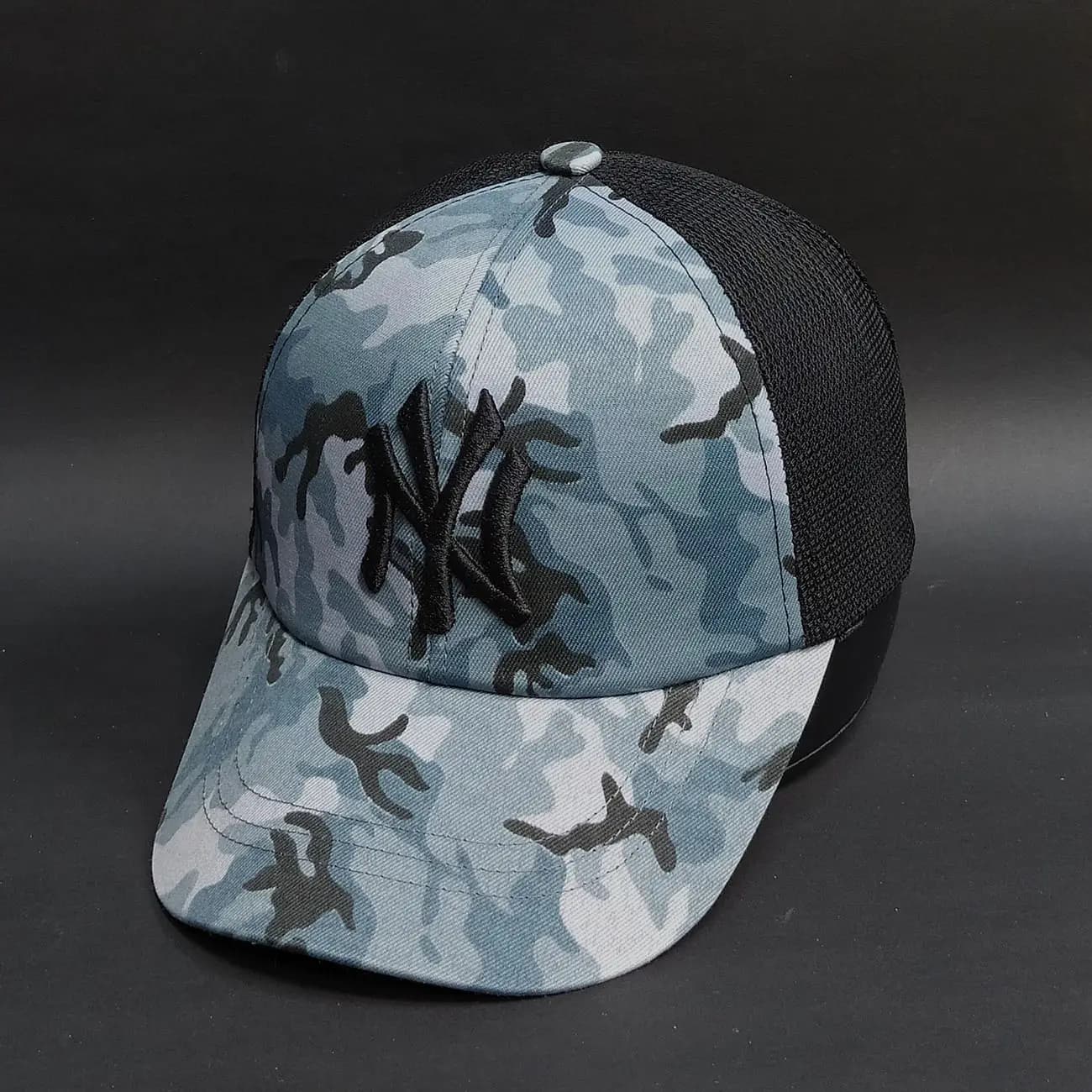 کلاه بیسبالی پشت توری چیریکی NY طرح استتاری | کلاه تراکر Camo با گلدوزی نیویورک