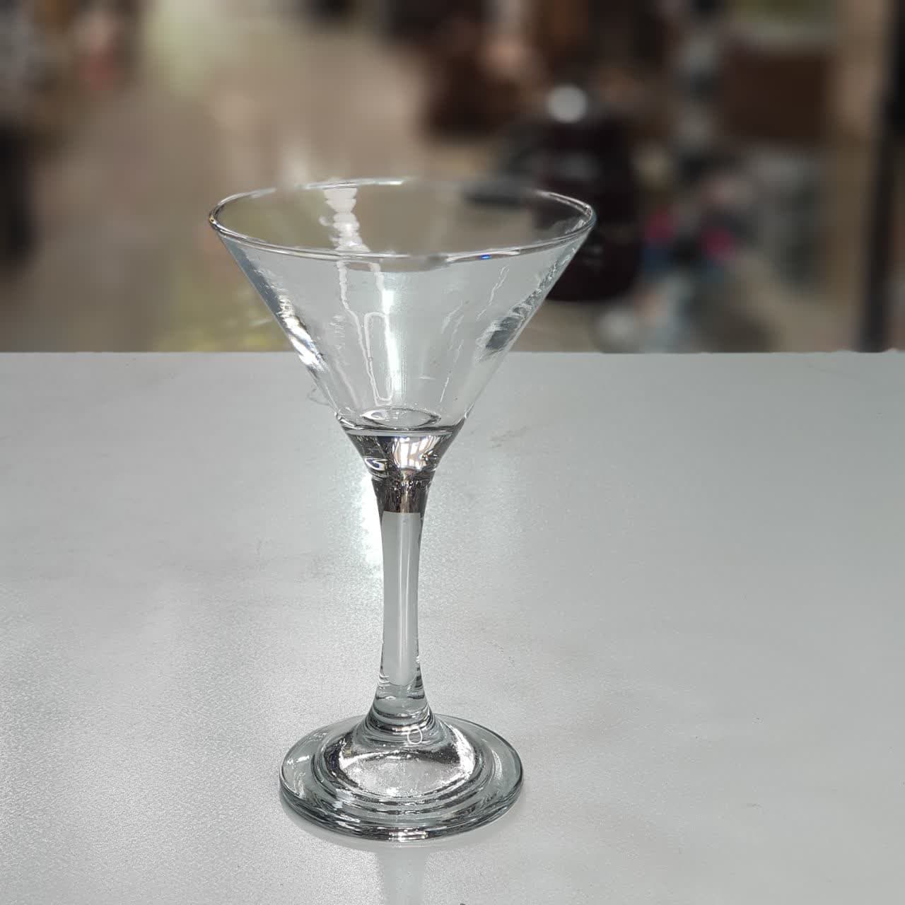 گیلاس خوری لوکاس — تصویر ۲