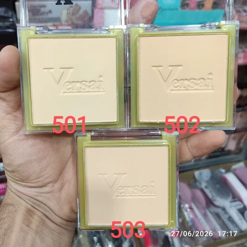 پنکک ضد آب ورسای 19 گرم با پوشش بالا و جلوه مات کد 4027 — تصویر ۳