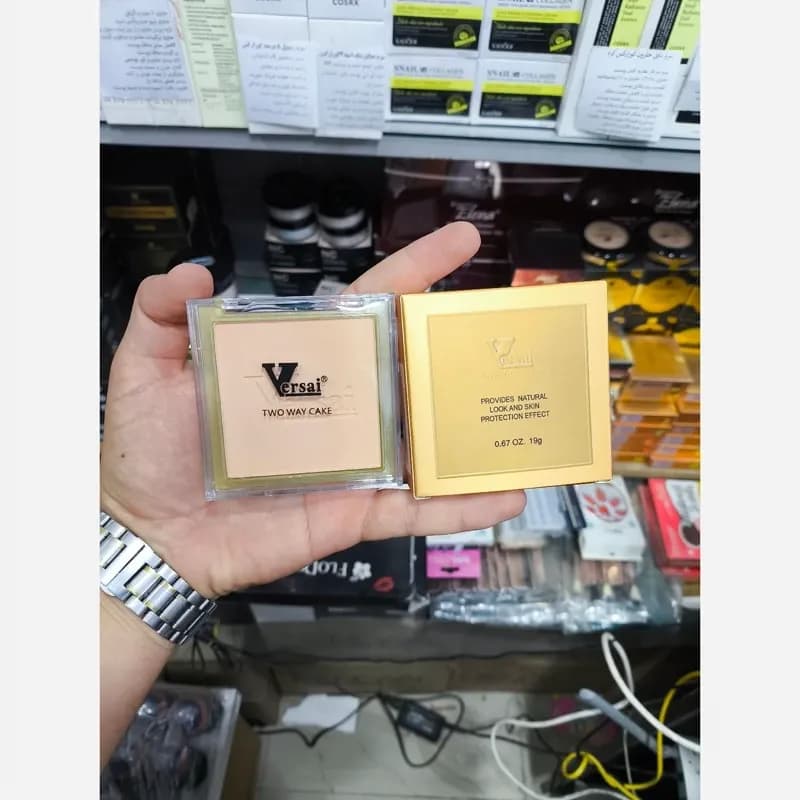 پنکک ضد آب ورسای 19 گرم با پوشش بالا و جلوه مات کد 4027 — تصویر ۶