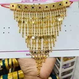 سرویس اماراتی مرتشع سرویس خلیجی سرویس زنانه رنگ ثابت گردنبند زنانه گردنبند طرح طلا سرویس طرح طلا — تصویر ۵
