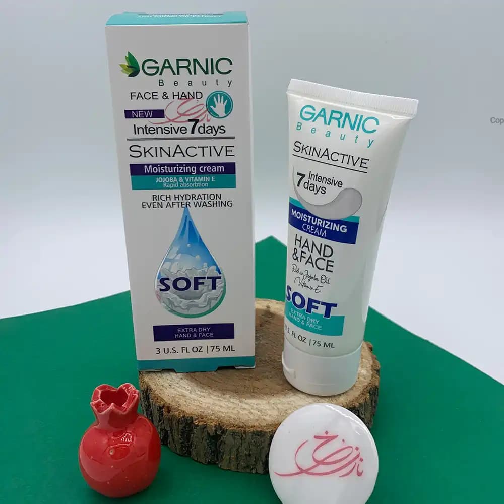 کرم مرطوب کننده دست و صورت گارنیک GARNIC مدل SOFT مخصوص پوست‌های بسیار خشک حاوی جوجوبا تیوپی حجم 75 میلی لیتر