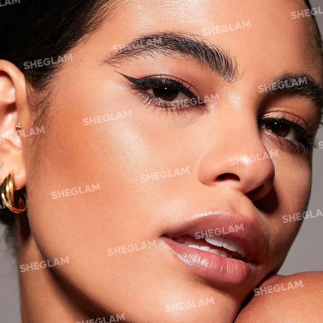 خط چشم ضد آب دو سر استمپی شیگلم مدل Wing It رنگ Black — تصویر ۲