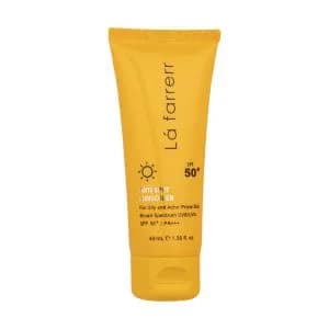 کرم ضد آفتاب و ضدلک بی‌رنگ لافارر مدل SPF50، مناسب پوست‌های چرب، حجم 40 میلی‌لیتر