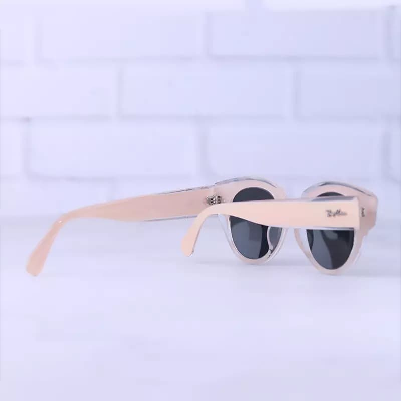 عینک آفتابی زنانه ری بن فریم ویفرر کرمی RB 2192-F/3 — تصویر ۳