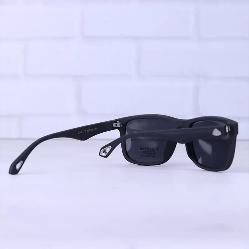 عینک آفتابی مردانه میباخ فریم مشکی پلاریزه D 24547 P/1 — تصویر ۳