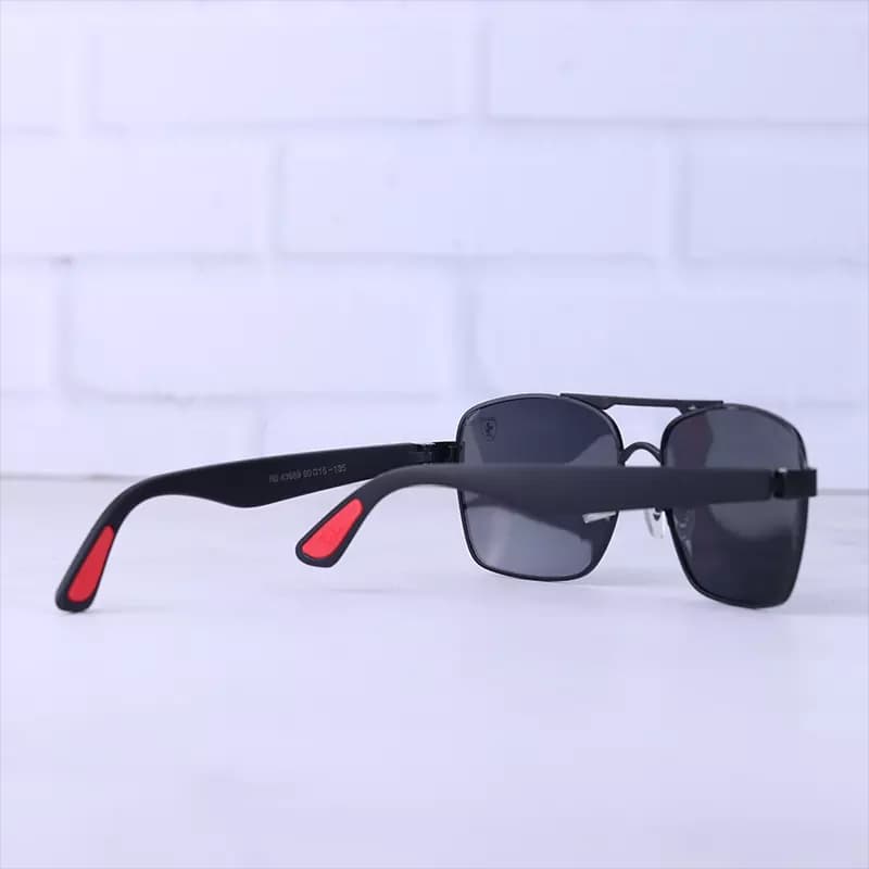 عینک آفتابی ری بن فراری فریم مشکی پلاریزه RB 43889/2 — تصویر ۳