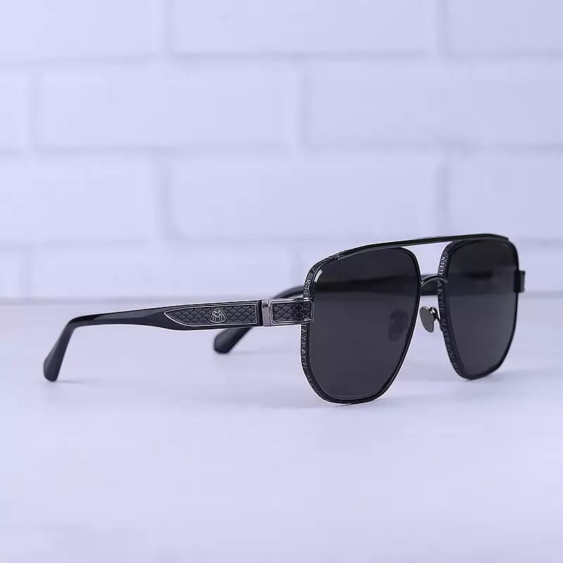عینک آفتابی میباخ مردانه فریم مربع مشکی G-UN-Z28/1 — تصویر ۴