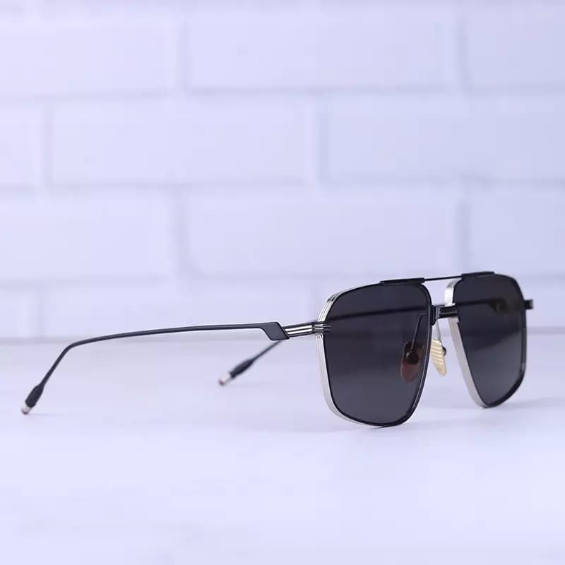 عینک آفتابی مردانه ژاک ماری عدسی مشکی JMMJG30/1 — تصویر ۴