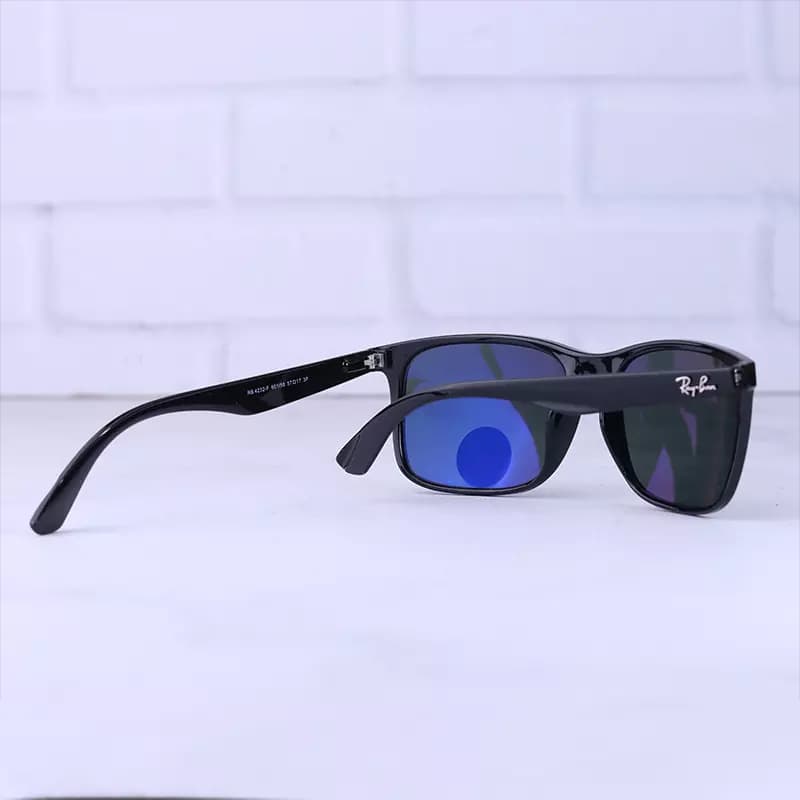 عینک آفتابی ری بن مردانه فریم مشکی مستطیل پلاریزه RB 4232/1 — تصویر ۳
