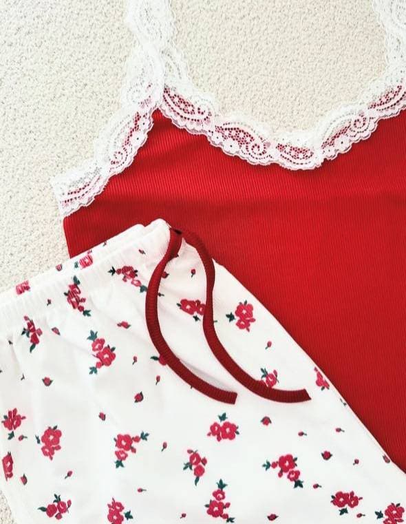تاپ و شرتک دخترانه فانتزی بند گیپور کد 8238 — تصویر ۲