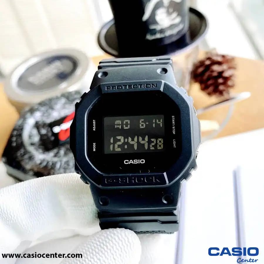 ساعت جی شاک مردانه اصل کاسیو مدل DW-5600BBN-1DR — تصویر ۱۰