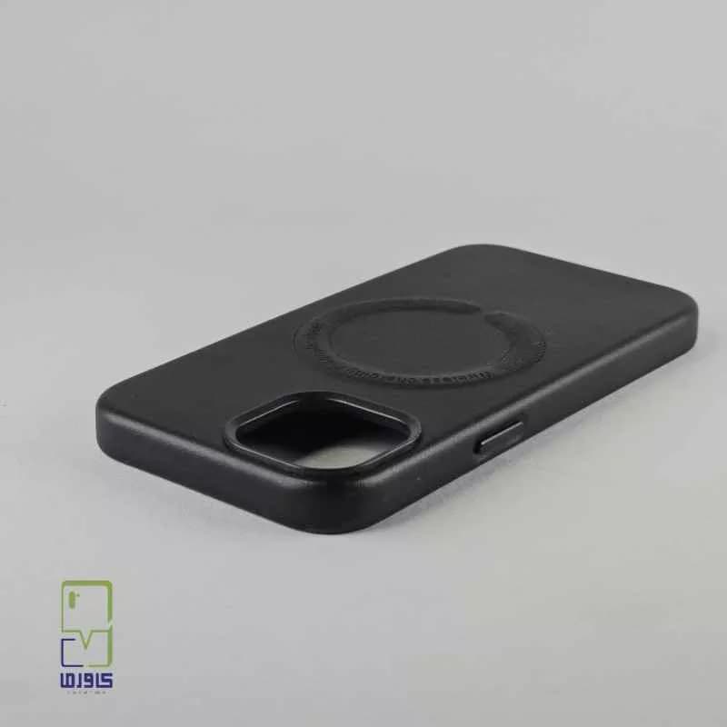 قاب آیفون 13 |چرمی مشکی مگ سیف دار Iphone 13 — تصویر ۴