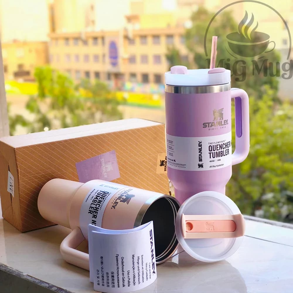 تامبلر استنلی ساده پاستیلی (لوگو حک شده) — تصویر ۳
