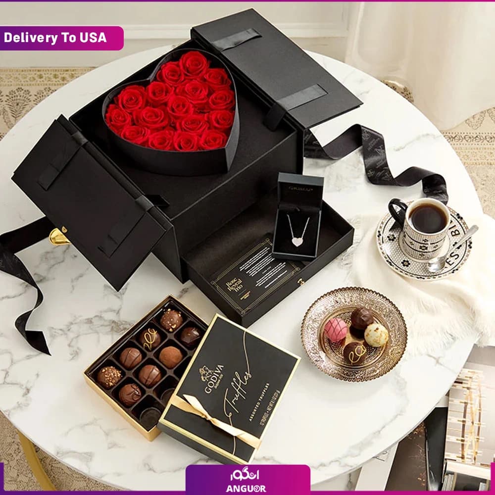 جعبه لوکس گل رز قلبی به همراه گردنبند و شکلات (تحویل در آمریکا)